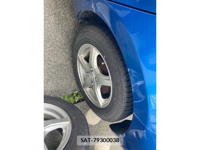 Toyota AQUA 2013-09 8848238-14