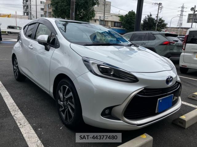 Toyota AQUA 2022-05 8848200-0