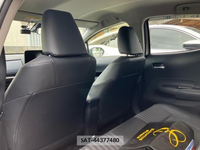 Toyota AQUA 2022-05 8848200-10