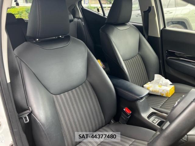 Toyota AQUA 2022-05 8848200-14