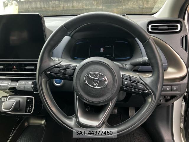 Toyota AQUA 2022-05 8848200-15