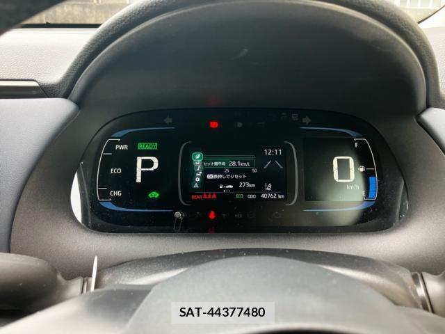 Toyota AQUA 2022-05 8848200-19