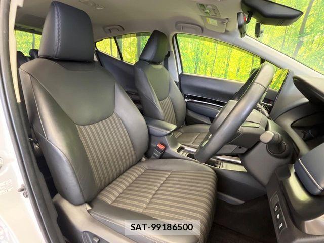 Toyota AQUA 2022-06 8848193-7