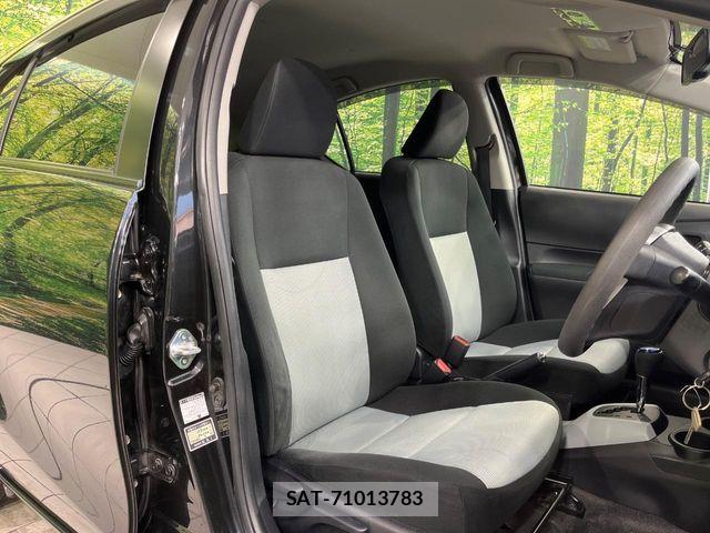 Toyota AQUA 2013-12 8848218-5