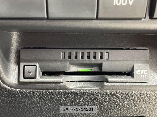 Toyota AQUA 2021-09 8848198-5