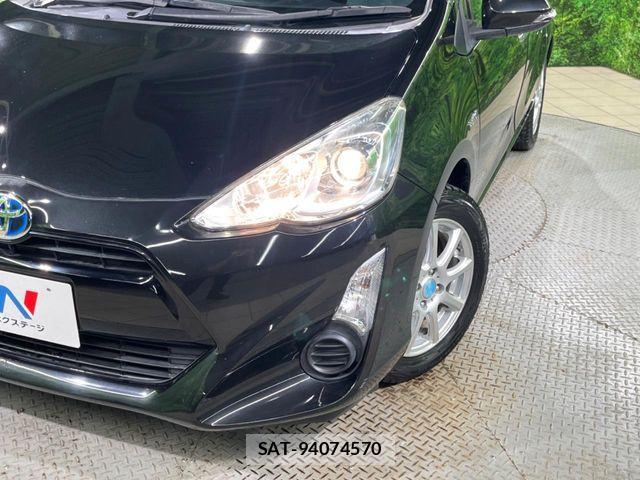 Toyota AQUA 2016-12 8848205-11