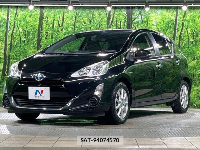 Toyota AQUA 2016-12 8848205-15