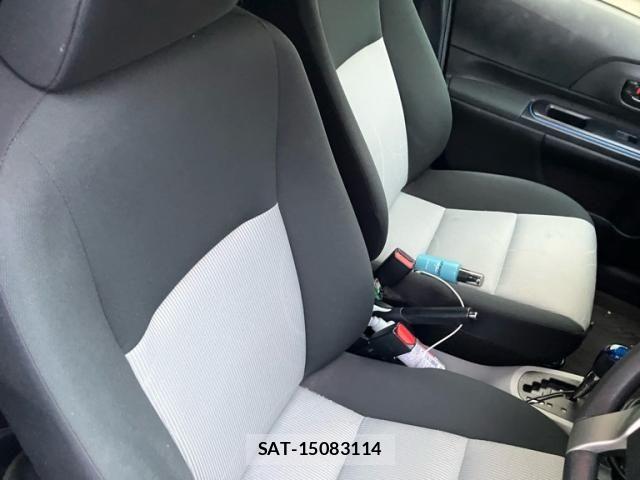 Toyota AQUA 2014-03 8848235-11