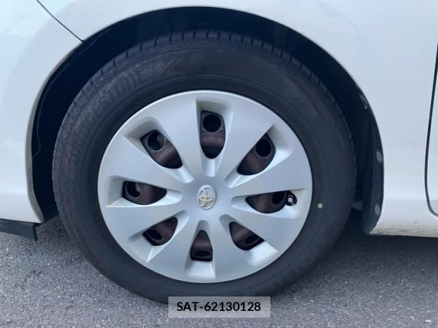 Toyota AQUA 2012-10 8848240-10