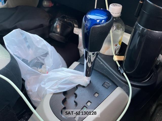 Toyota AQUA 2012-10 8848240-20