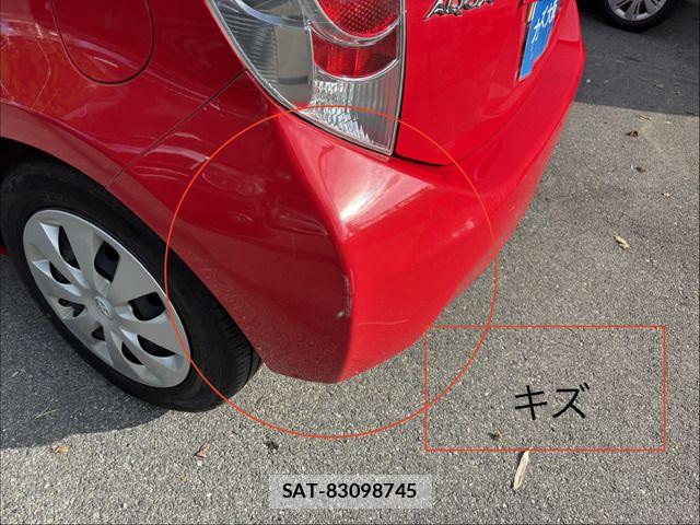 Toyota AQUA 2013-12 8848228-14