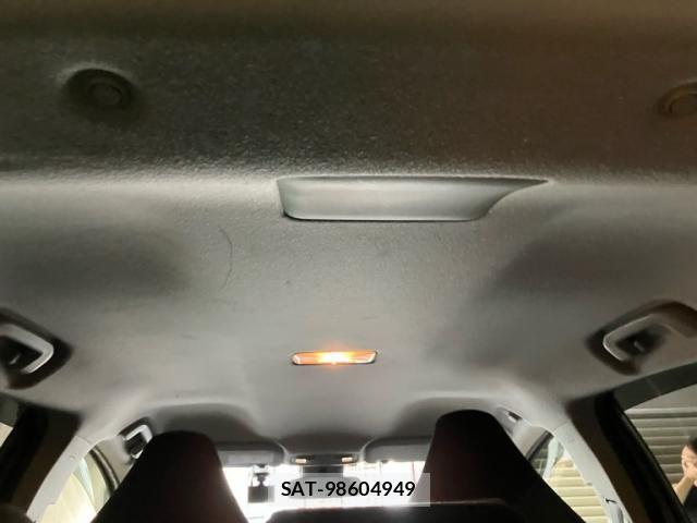 Toyota AQUA 2021-08 8848203-14