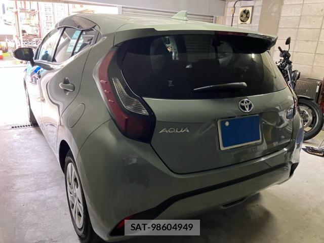 Toyota AQUA 2021-08 8848203-1