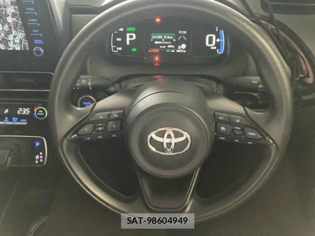 Toyota AQUA 2021-08 8848203-19