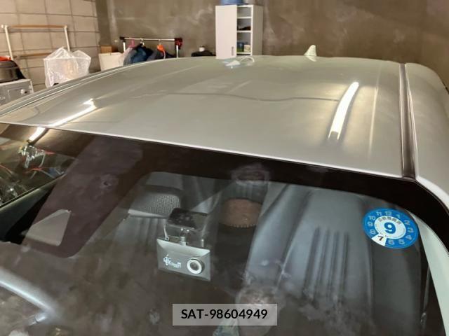 Toyota AQUA 2021-08 8848203-3