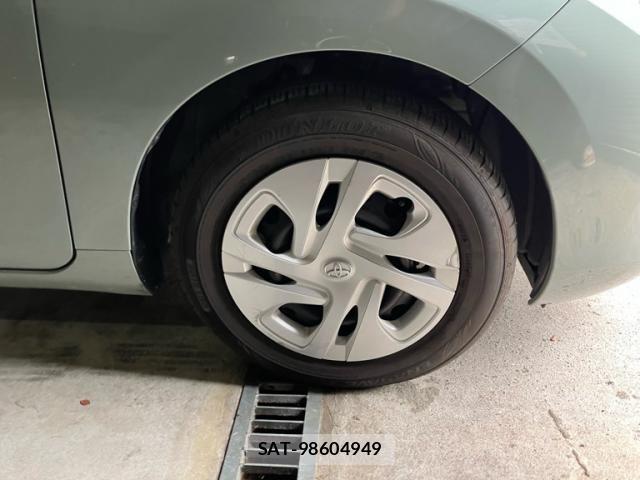 Toyota AQUA 2021-08 8848203-5