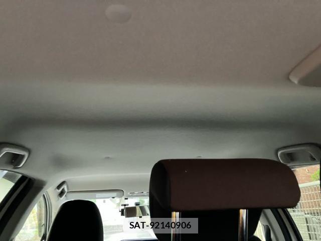 Toyota AQUA 2012-07 8848230-17
