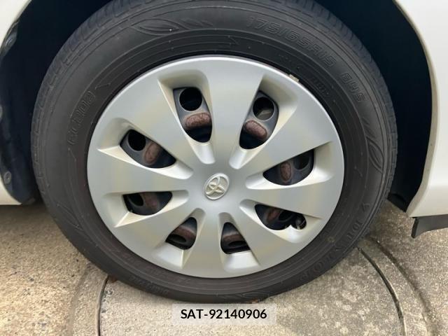 Toyota AQUA 2012-07 8848230-2