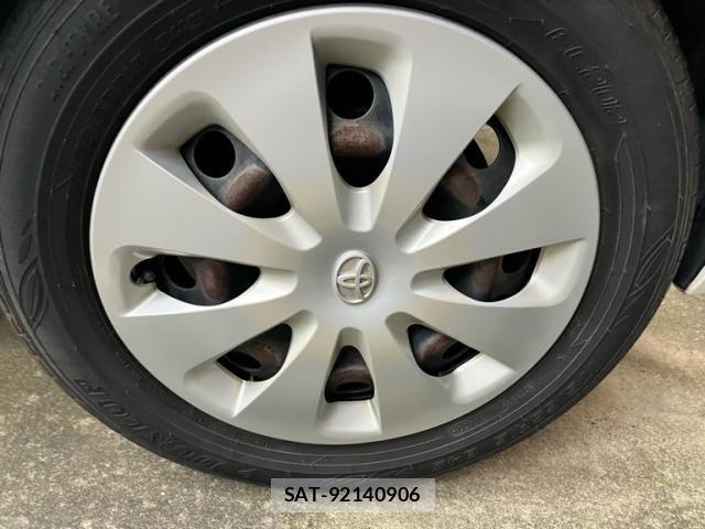 Toyota AQUA 2012-07 8848230-6