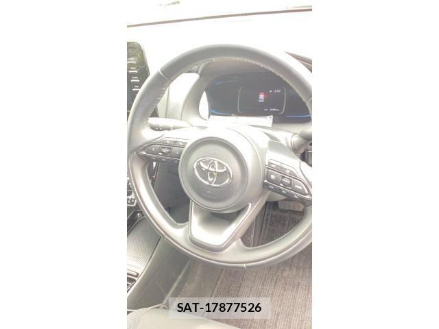 Toyota AQUA 2023-06 8848199-13