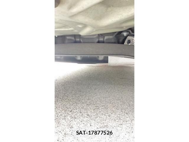 Toyota AQUA 2023-06 8848199-3