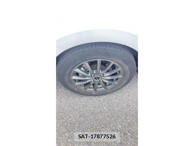 Toyota AQUA 2023-06 8848199-7
