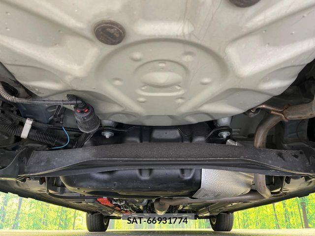 Toyota AQUA 2021-12 8848197-18