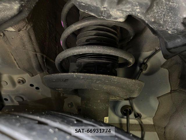 Toyota AQUA 2021-12 8848197-19