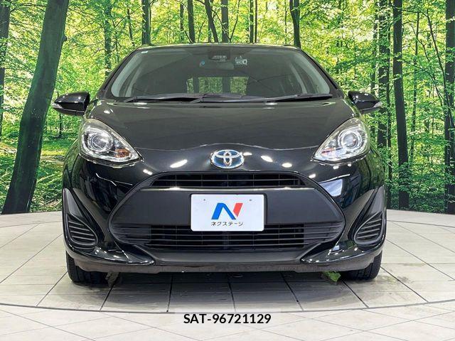 Toyota AQUA 2018-07 8870405-14