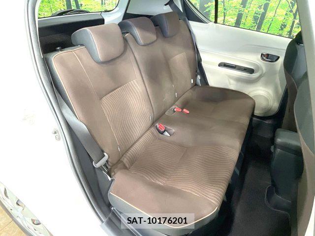 Toyota AQUA 2012-02 8870407-8