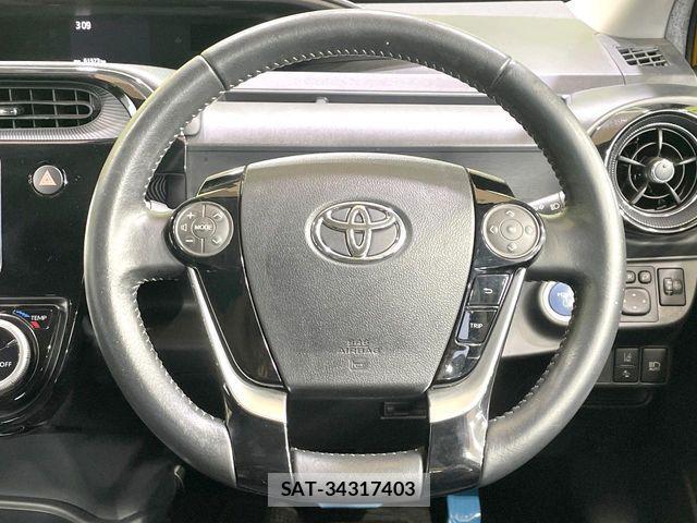 Toyota AQUA 2018-04 8870404-10