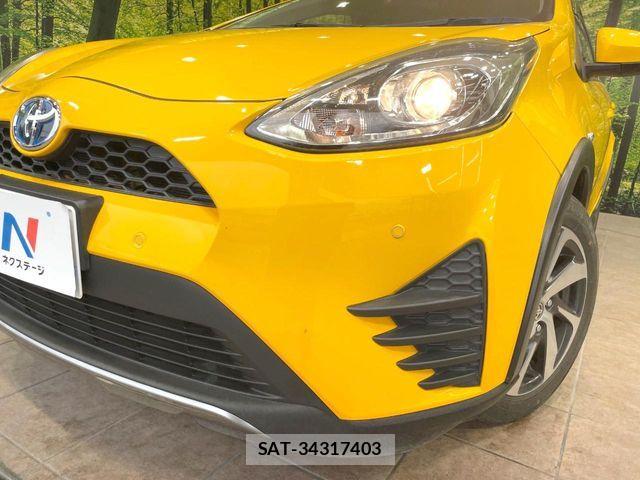 Toyota AQUA 2018-04 8870404-11