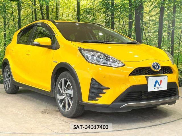 Toyota AQUA 2018-04 8870404-15