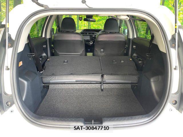 Toyota AQUA 2016-01 8870409-9