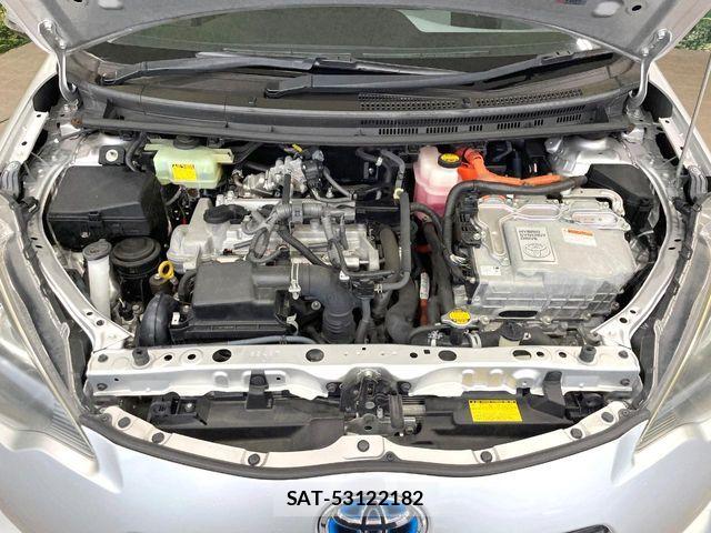 Toyota AQUA 2012-02 8870411-17