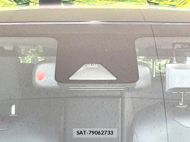Toyota AQUA 2021-12 8870396-4