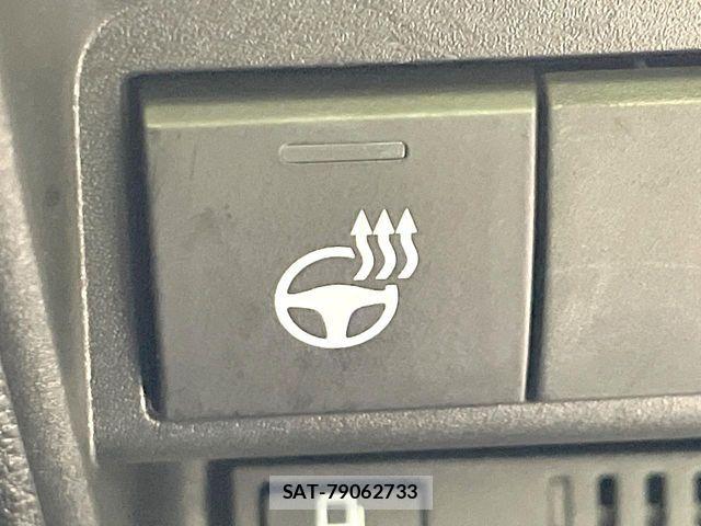 Toyota AQUA 2021-12 8870396-6