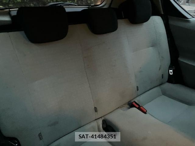 Toyota AQUA 2012-05 8870416-9