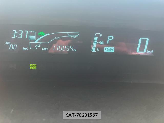 Toyota AQUA 2014-11 8870417-12