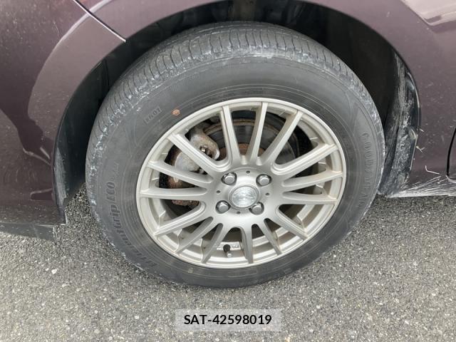 Toyota AQUA 2014-02 8870414-18