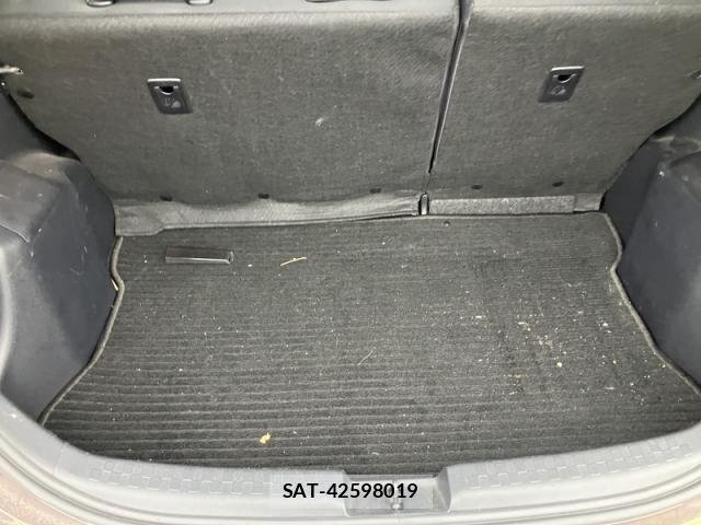 Toyota AQUA 2014-02 8870414-23