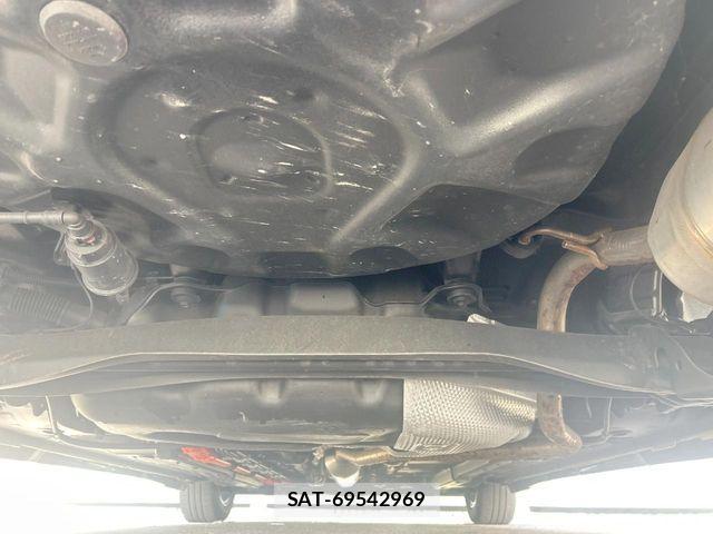 Toyota AQUA 2023-04 8870397-19
