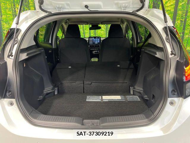 Toyota AQUA 2021-07 8870400-9