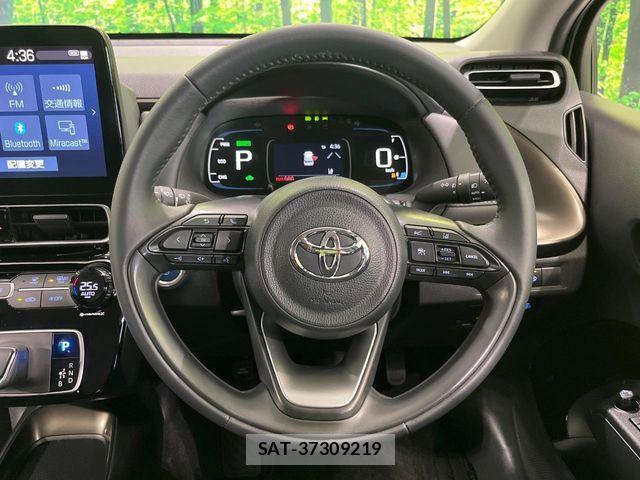 Toyota AQUA 2021-07 8870400-10