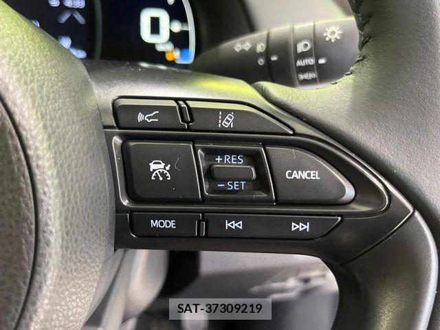 Toyota AQUA 2021-07 8870400-6