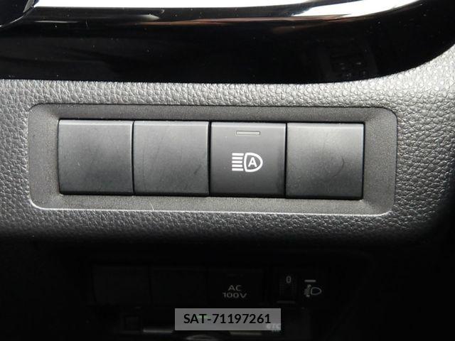 Toyota AQUA 2024-06 8870399-9