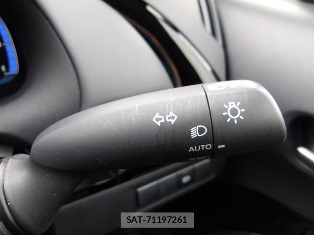 Toyota AQUA 2024-06 8870399-17
