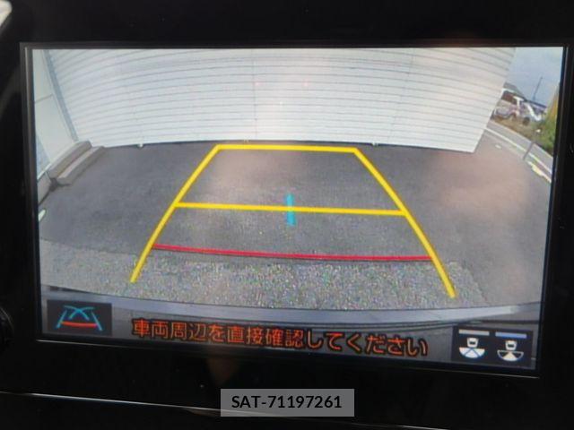 Toyota AQUA 2024-06 8870399-5