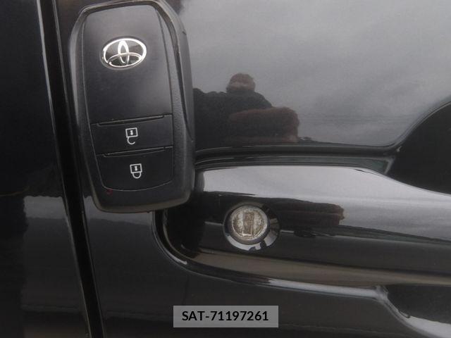 Toyota AQUA 2024-06 8870399-6