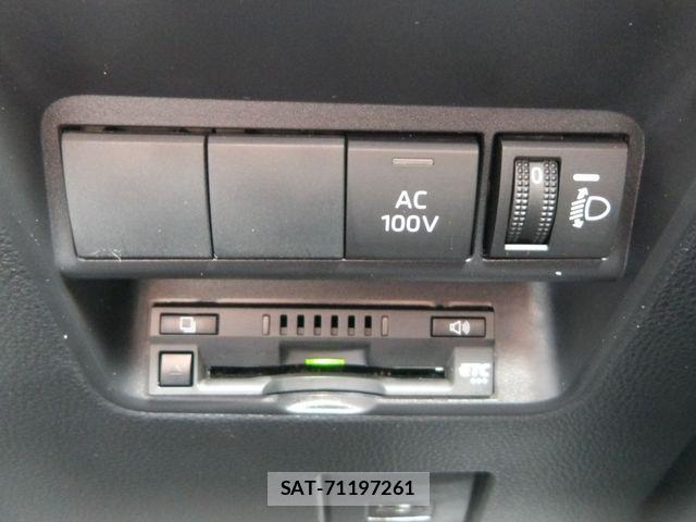 Toyota AQUA 2024-06 8870399-7